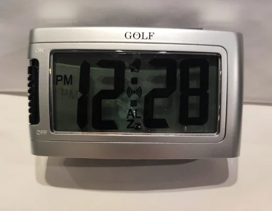 שעון מעורר דיגיטלי דגם 318 GOLF