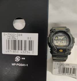 999
