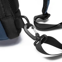 תיק צד נגד גניבות עמיד במים עם נעילה TSA וכבל USB מובנה לטעינה ניידים יוניסקס צבע כחול 220854
