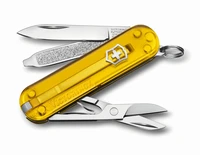 אולר קלאסי קטן VICTORINOX צהוב שקוף 0.6223.T81G