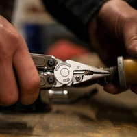 אולר רב תכליתי ARC TALOS 833330 LEATHERMAN יבואן רשמי צבע חאקי