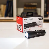 פנס יד עוצמתי LEDLENSER 300 LUMENS P6 CORE