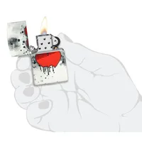 מצת זיפו לב מדמם זוהר בחשיכה 346258 ZIPPO