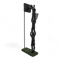 פסל מגלרית האדם 9005 אתה מעל כולם